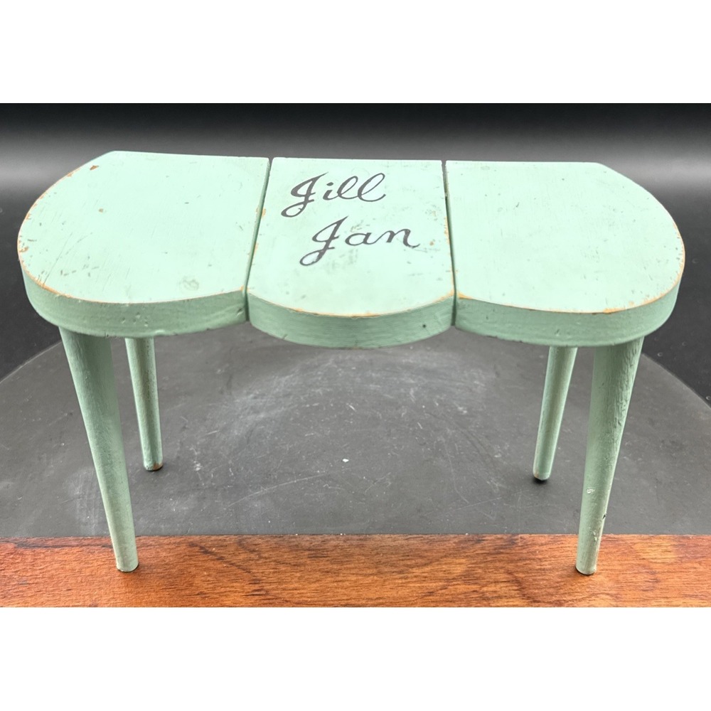 Vintage Vogue, Jill And Jan Doll Blue Vanity